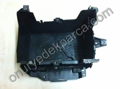 Renault Megane 3 Fluence Akü Muhafaza Bakaliti 244466737R 244289148R 244460002R