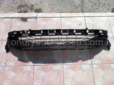 Renault Megane 3 Ön Tampon Izgarası 622543994R