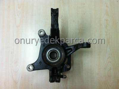 Renault Captur Sağ Ön Aks Taşıyıcı Porya Bilye Komple 400146736R 8200308650 402107314R