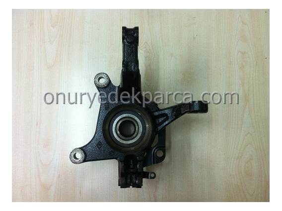 Renault Captur Sağ Ön Aks Taşıyıcı Porya Bilye Komple 400146736R 8200308650 402107314R