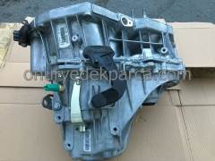 Dacia Duster 1.5 Dci 110 BG 4x4 Şanzıman TL8005 320103603R 320106944R 8201057489