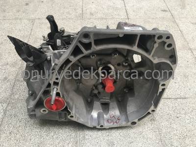 Renault Clio 4 Captur 0.9 Tce Komple Şanzıman JR5357 320103160R