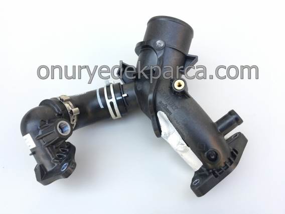 Renault Clio 4 Captur Megane 4 1.5 Dci Turbo Kompresör Hortumu 165763328R 165764902R 147138070R