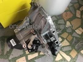 Renault Fluence Megane 3 1.5 Dci 5 Vites Komple Şanzıman JR5175 320108556R 8200859980 320100856R