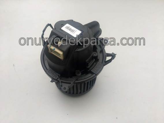 272103931R Dacia Lodgy Dokker Kalorifer Motoru Denso