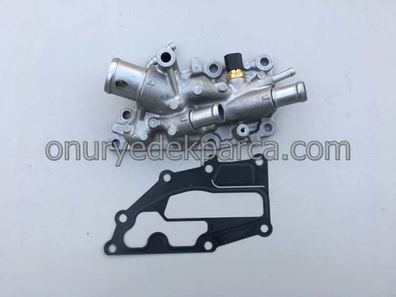 Renault Megane 4 Dacia Duster 1.6 16v H4M Termostat Yuvası 110604754R