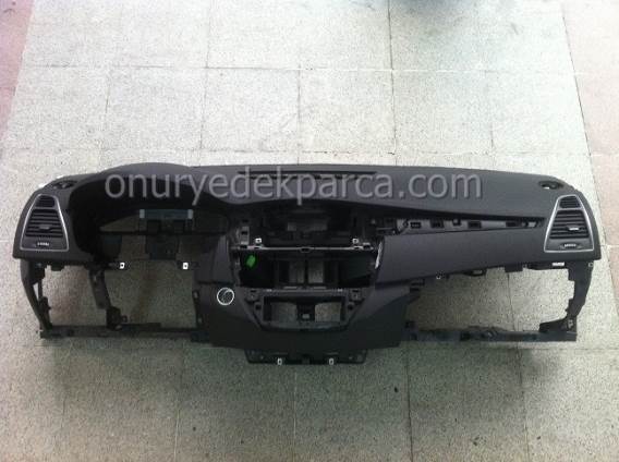 RENAULT LAGUNA 3 TORPİDO 681002890R